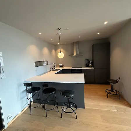 Daire Modern With Balcony And Free Parking *
